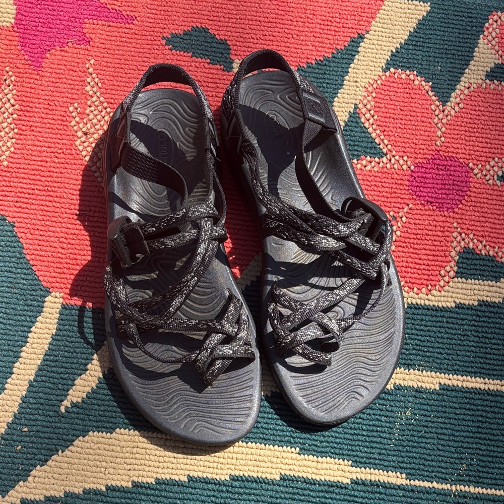 Chaco 10 black Siena hiking sandals